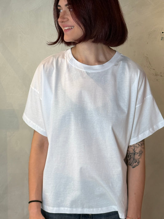 T-SHIRT ESSENTIAL CHIC SOUVENIR