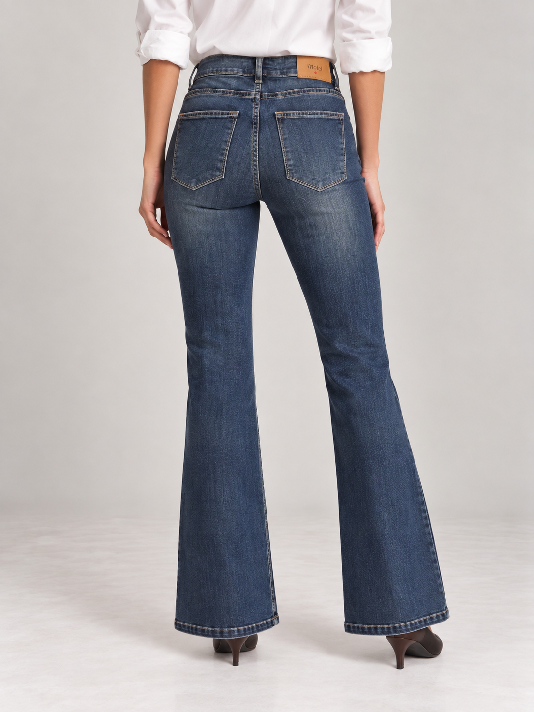 JEANS FLARE MOTEL