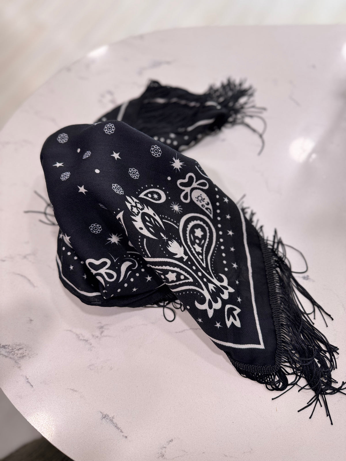 FOULARD IN FANTASIA CON FRANGE DONTWAIT