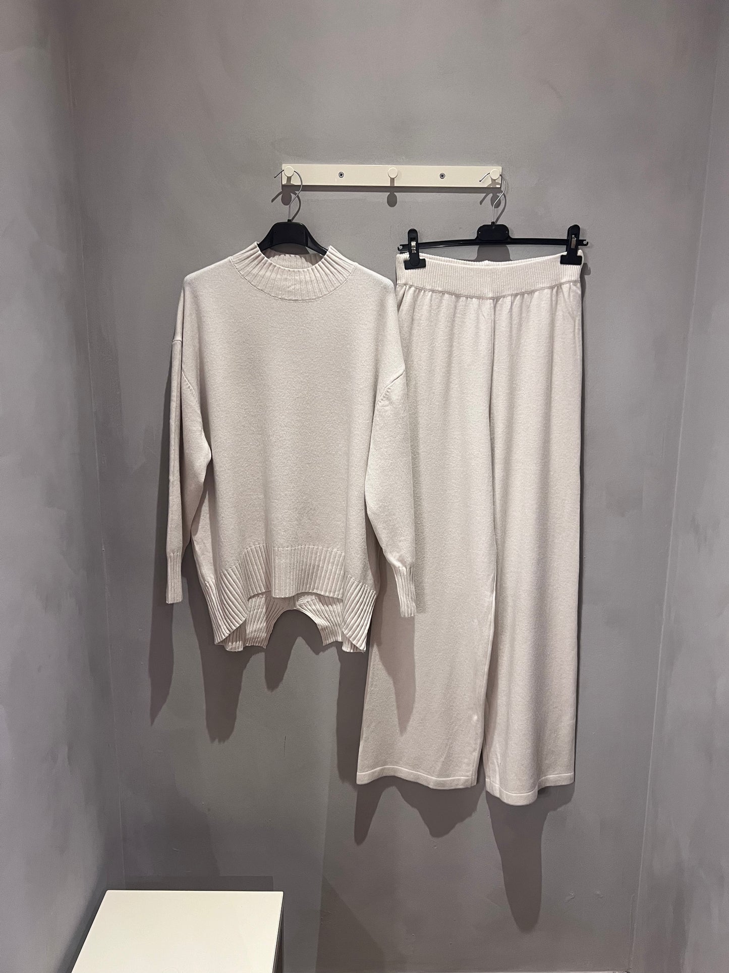 COMPLETO MAGLIA DON’T WAIT
