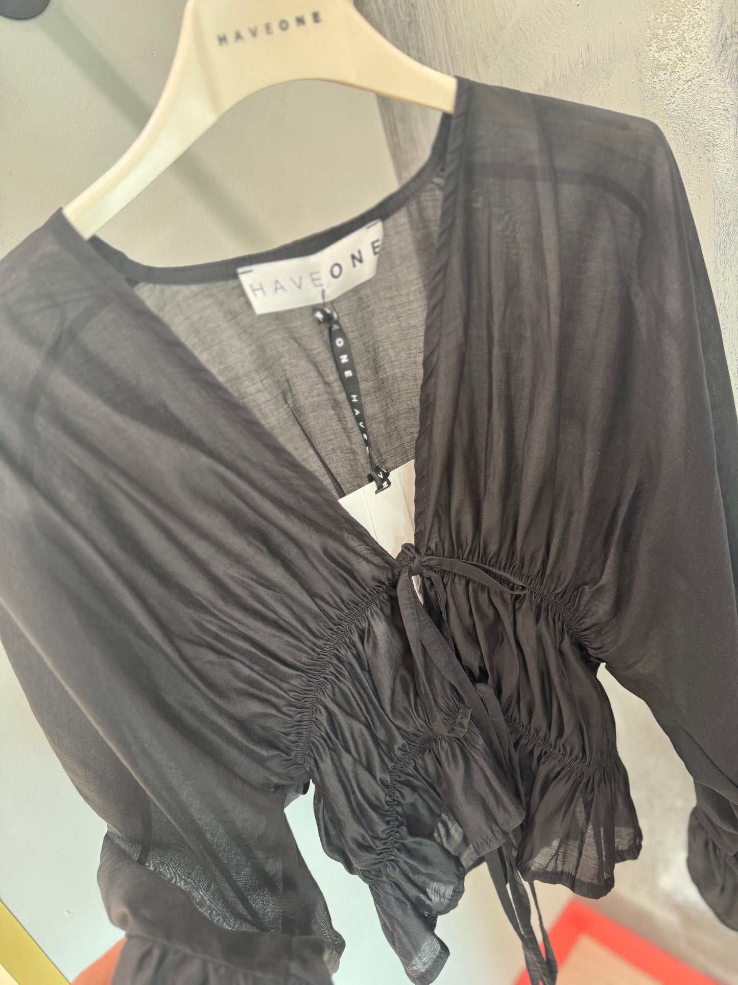 BLUSA NERA HAVEONE