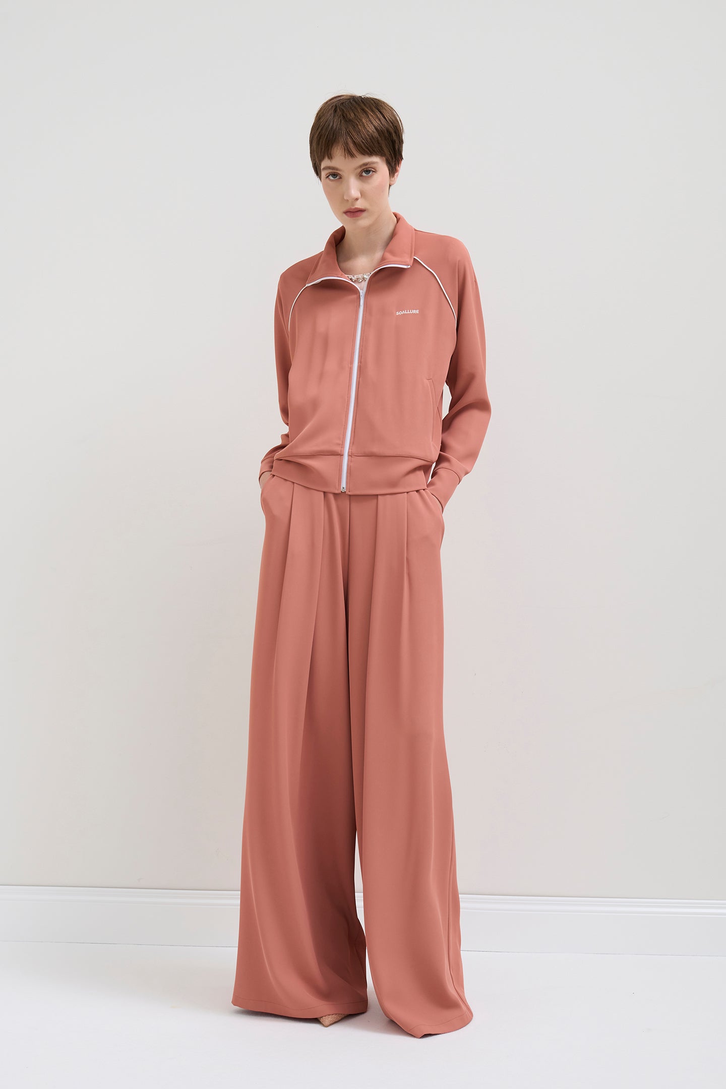 PANTALONI PALAZZO ‘MAKE UP’ CON PINCES SOALLURE