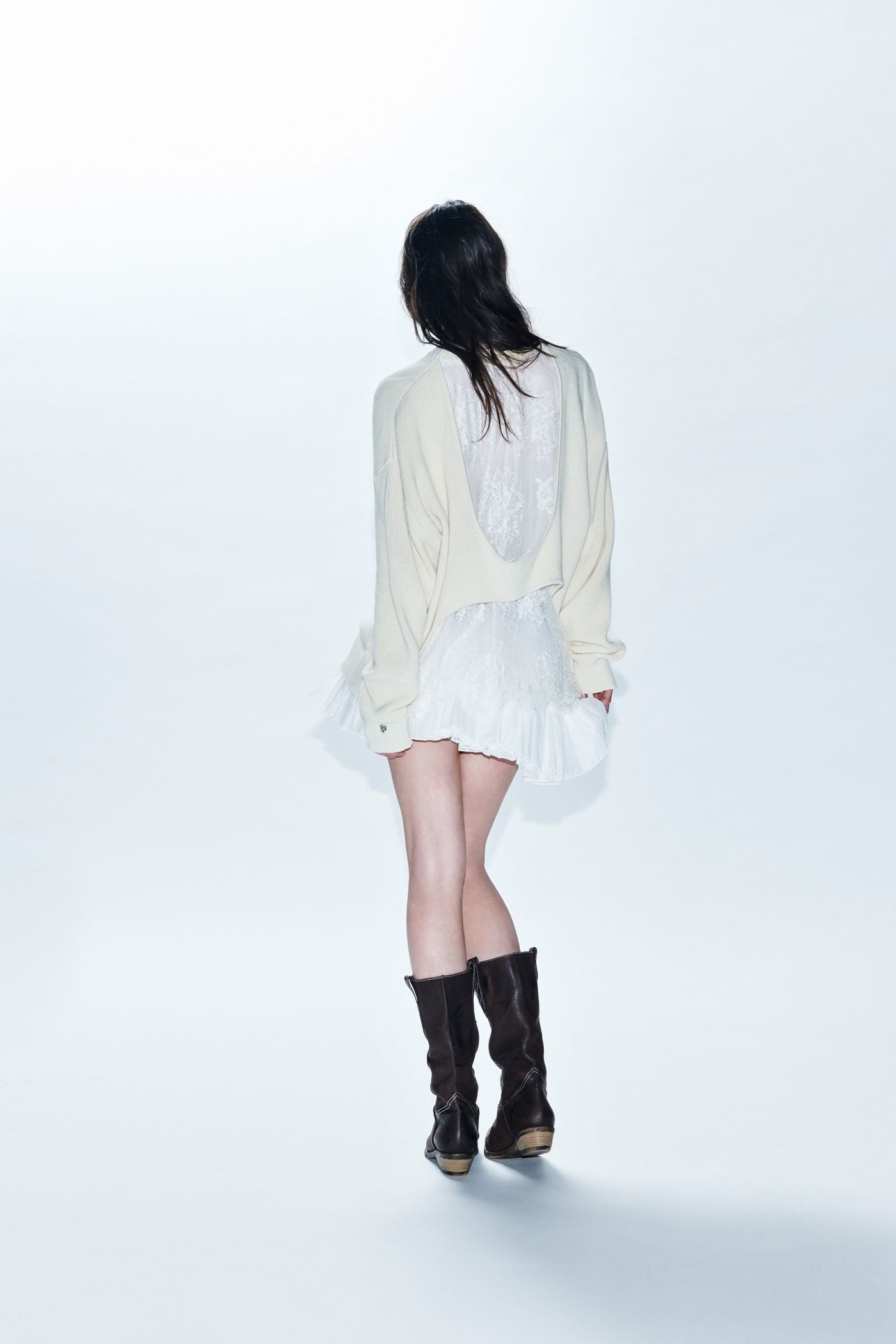 PULL LYDIA ANIYEBY