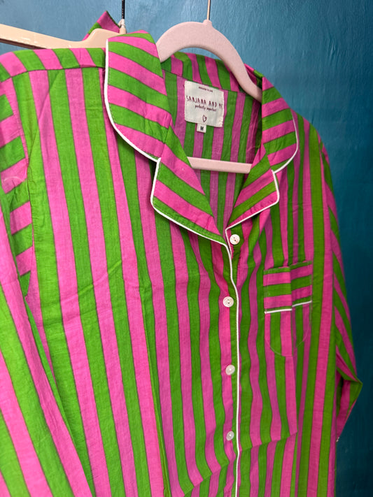 COMPLETO PIJAMA RIGATO VERDE E FUXIA