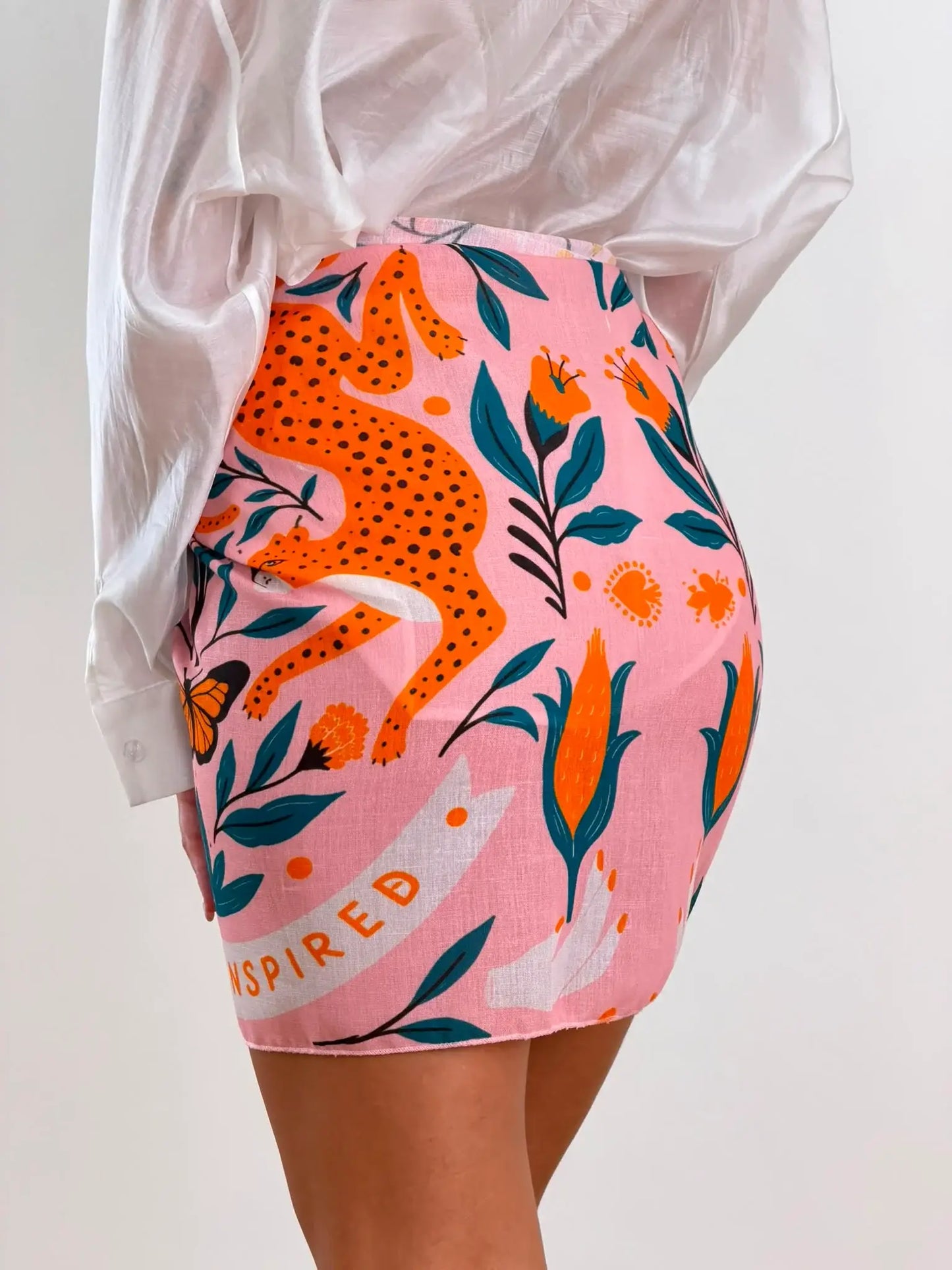 Gonna sarong con laccio laterale, stampa leopardo e farfalle arancione Messico