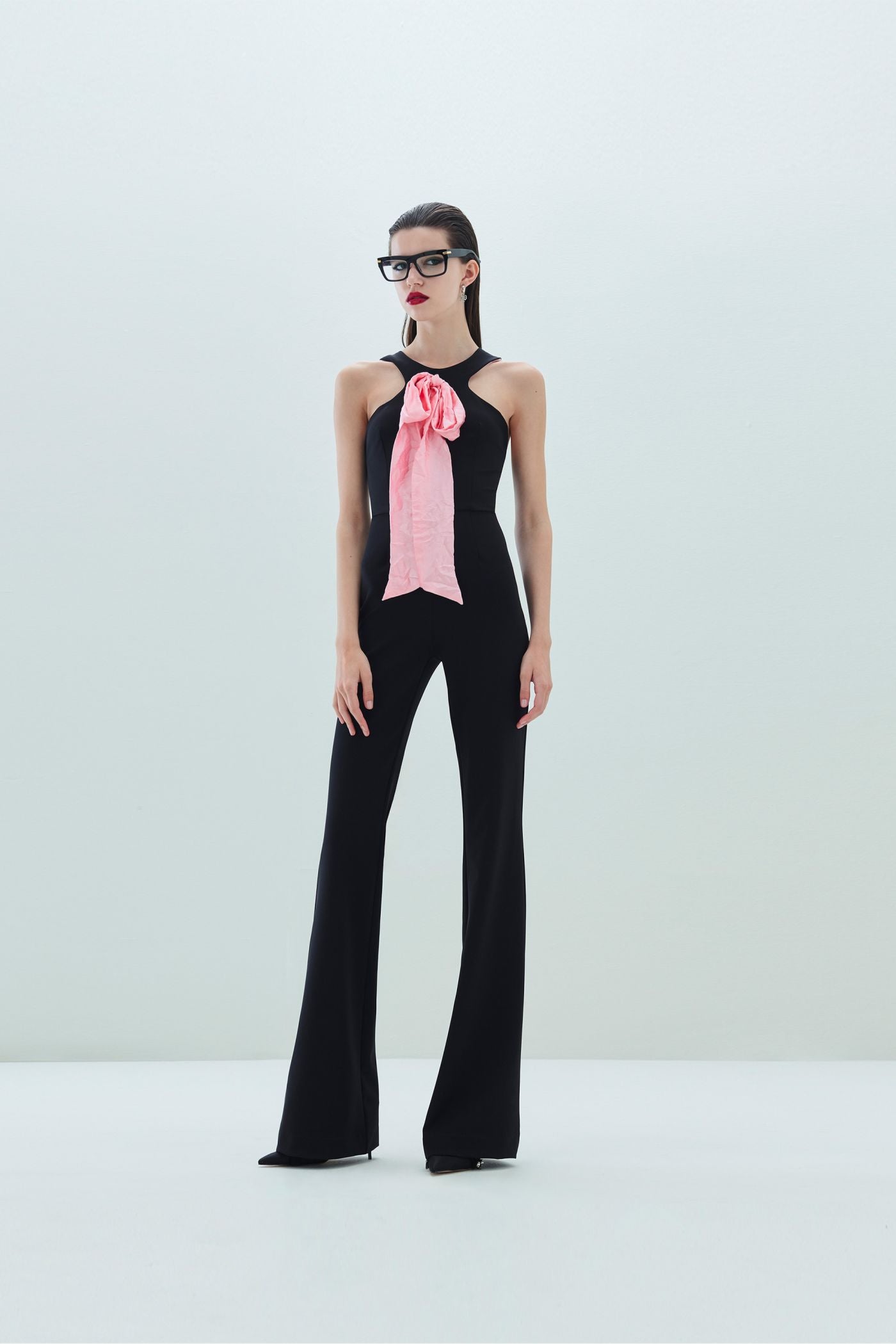 TUTA NERA CON FIOCCO ANIYE BY